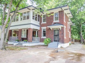 Building Photo - 151 N Evergreen St