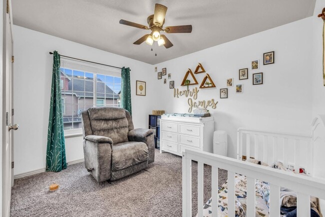 Building Photo - 1503 N August Dr