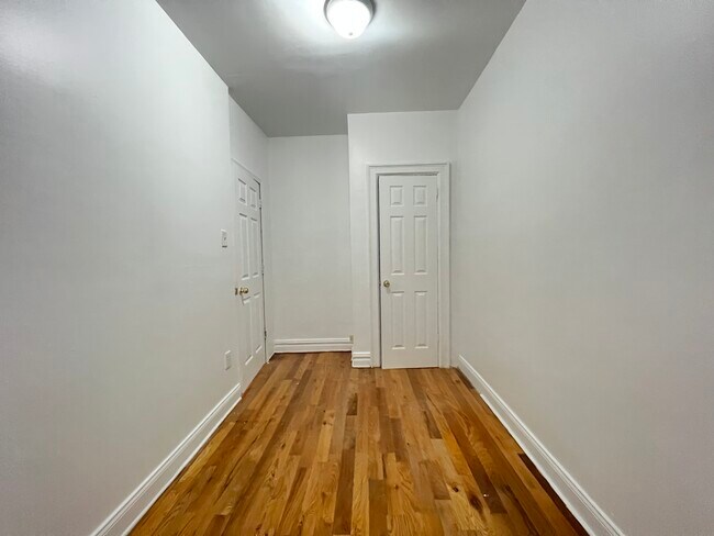 969 Summit Ave Unit 1 - 967 Summit Ave