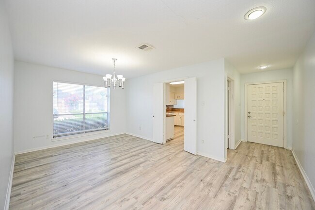 Building Photo - 7735 Quail Meadow Dr