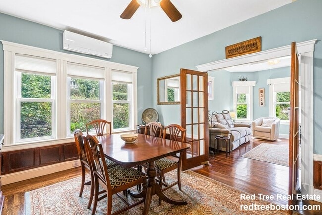 Primary Photo - 16 Grampian Way