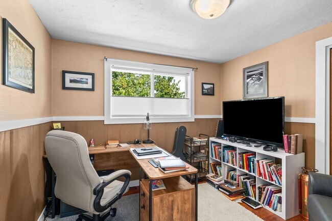 Building Photo - 1490 Carobelle Ct