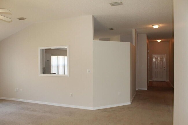 Building Photo - 1606 Trent St