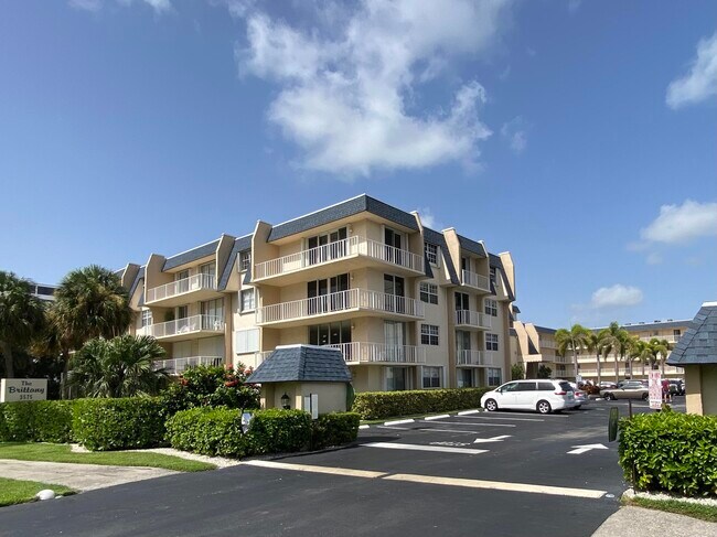 Building Photo - 3575 S Ocean Blvd