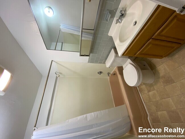 Building Photo - 33 Lancaster Terrace