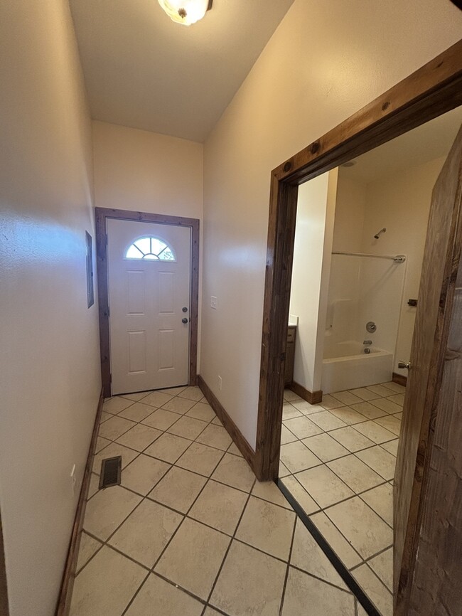 Building Photo - 5018 Bryant Pond Rd