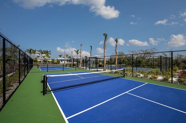 Building Photo - 4 Bed 3 Bath Gem In The Sunstone Community In Wellen Park!!!
