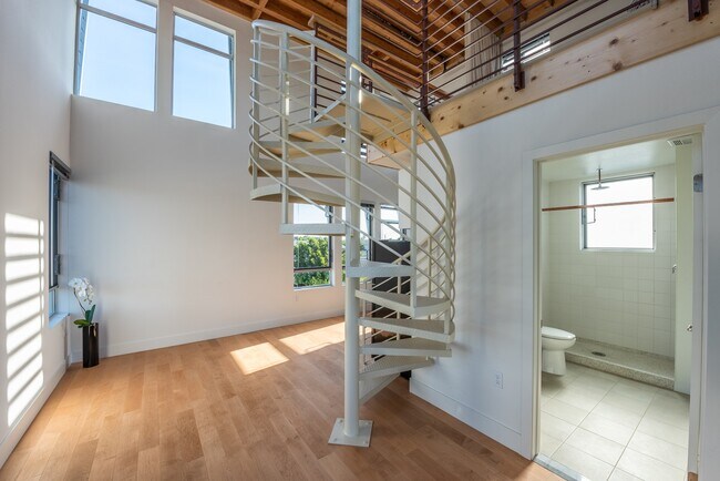 Building Photo - 3586 Adams Avenue, Unit 10