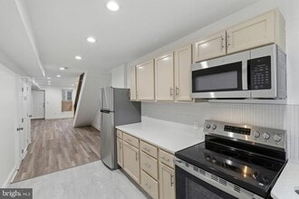 Building Photo - 458 Federal St