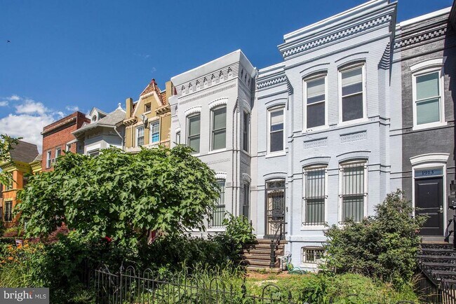 Building Photo - 1915 11th St NW