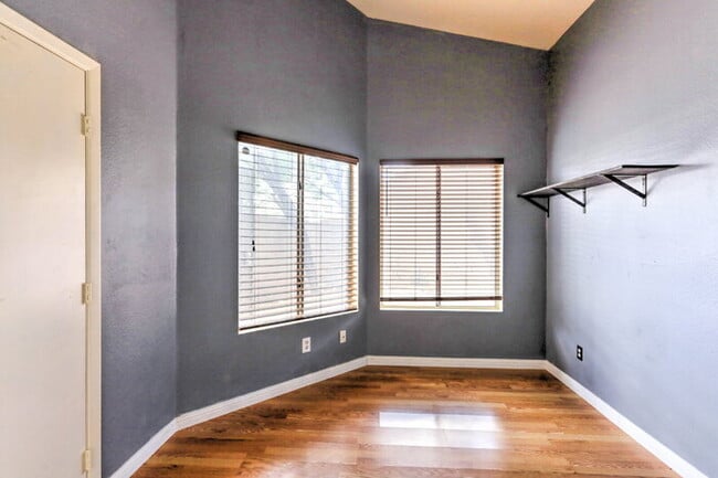 Building Photo - $1,000 Move-In Credit - Mission View off Valencia. Cardinal and Los Reales Rd