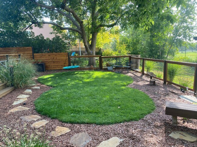 Building Photo - 1817 Tyler Ave