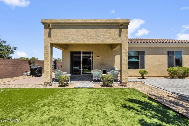 Building Photo - 16528 N 181st Dr