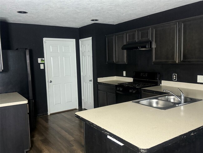 Building Photo - 1119 Grassy View Dr