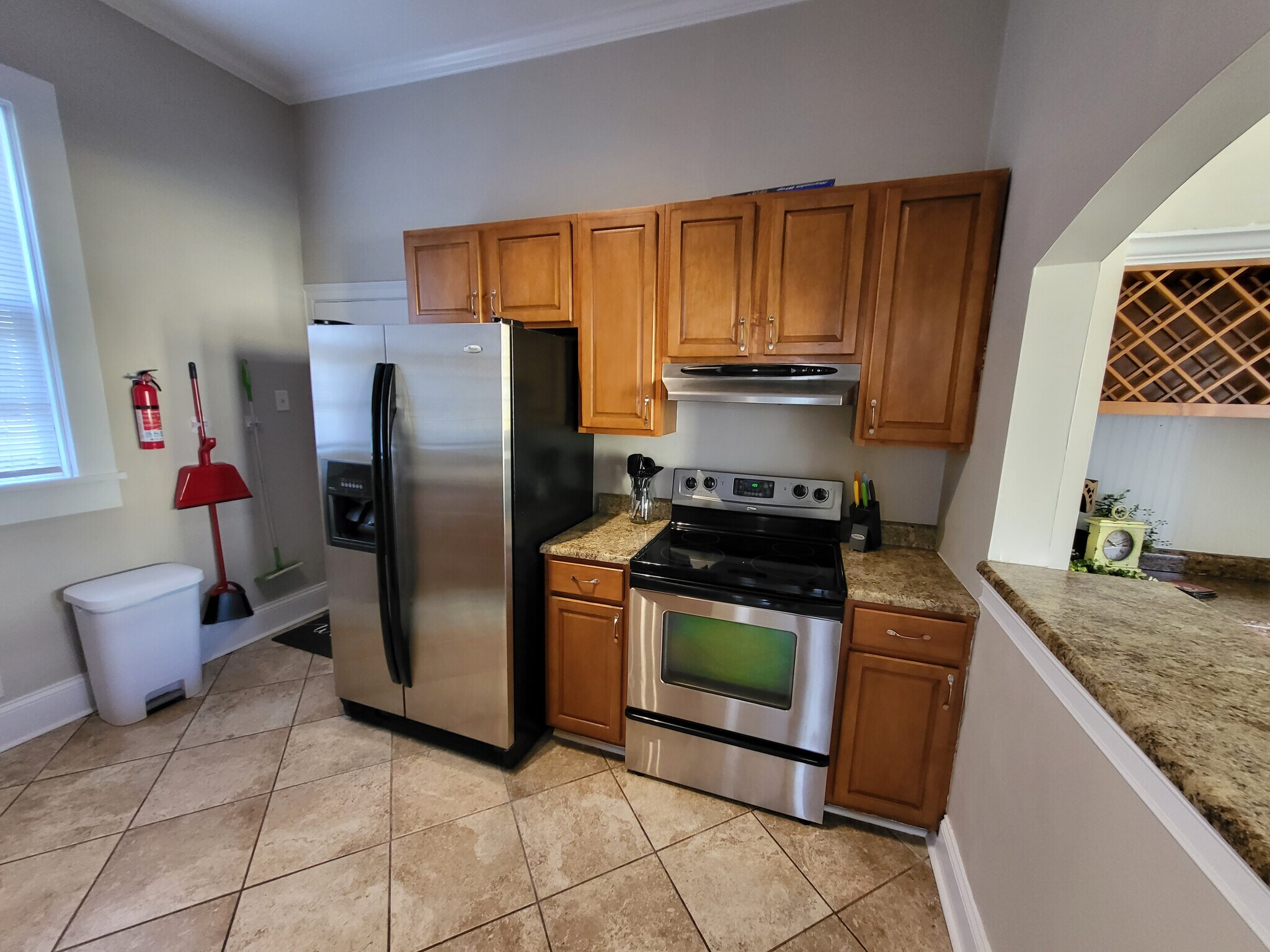 Building Photo - 1912 N Talbott St