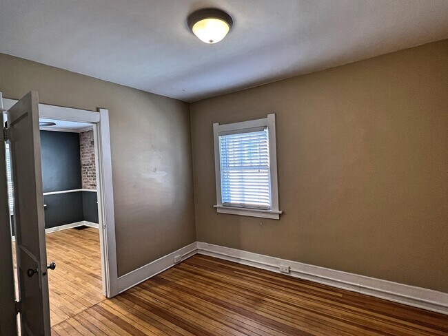 Building Photo - 3165 W 36th Ave