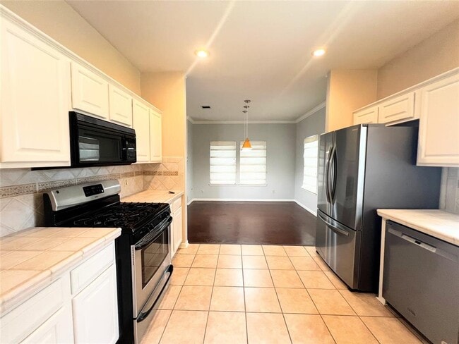 Building Photo - 12416 Beartrap Ln