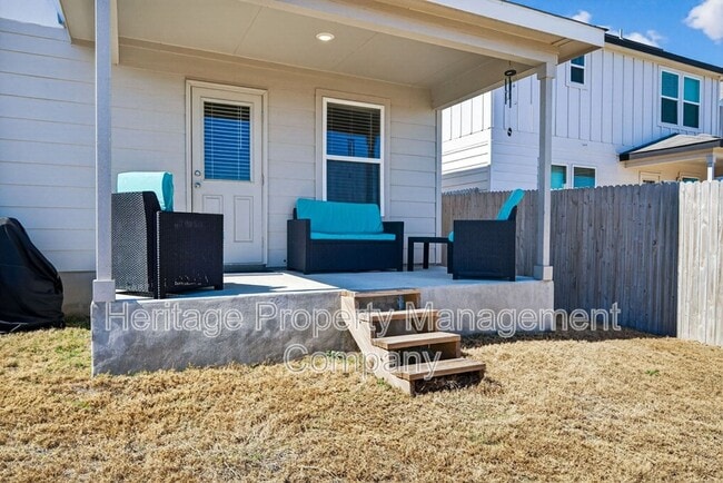 Building Photo - 4037 Bermuda Ln