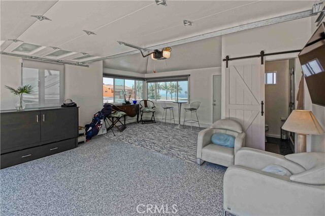 Building Photo - 428 Ave De Jose