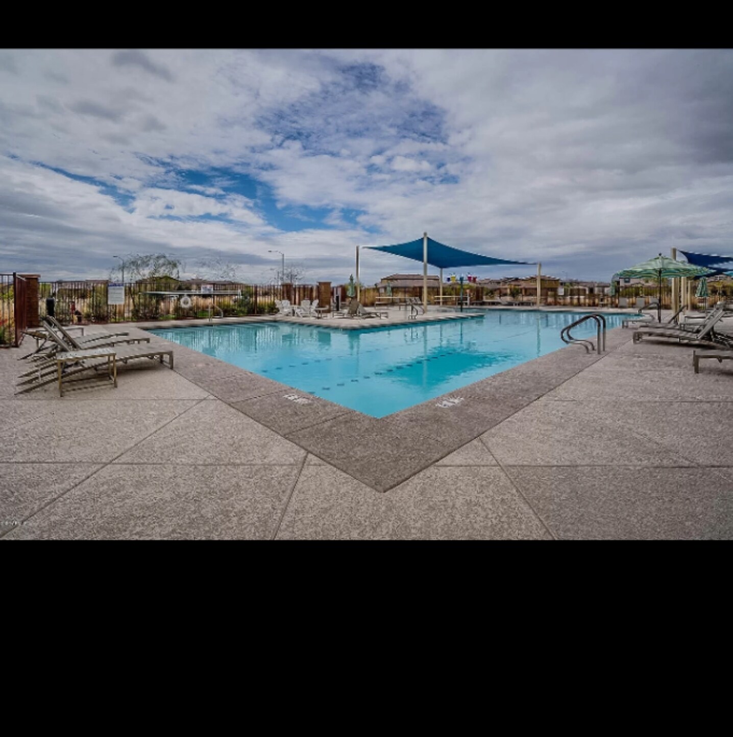 Building Photo - 22084 N 98th Dr