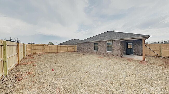 Building Photo - 10609 SW 23rd Ter