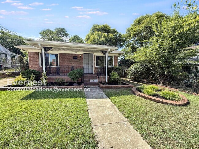Primary Photo - 109 22nd Ave W