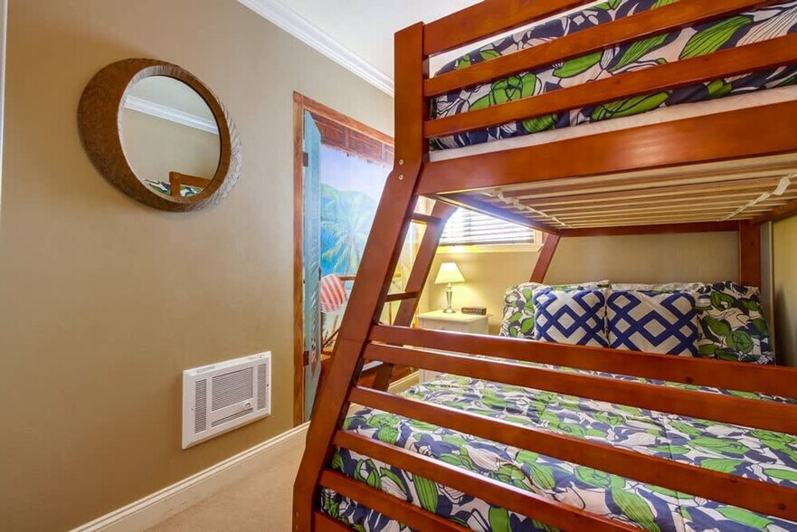 Building Photo - 3696 Bayside Walk