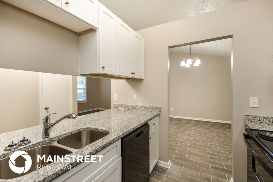 Building Photo - 6096 Creekford Dr