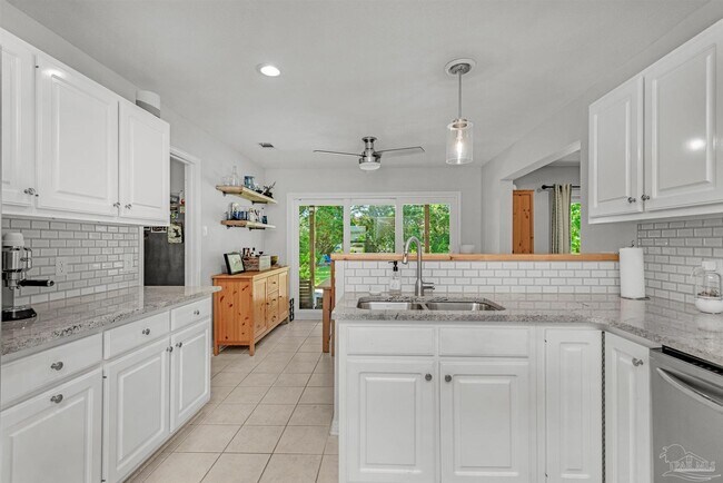 Building Photo - 8905 Binnacle Ct