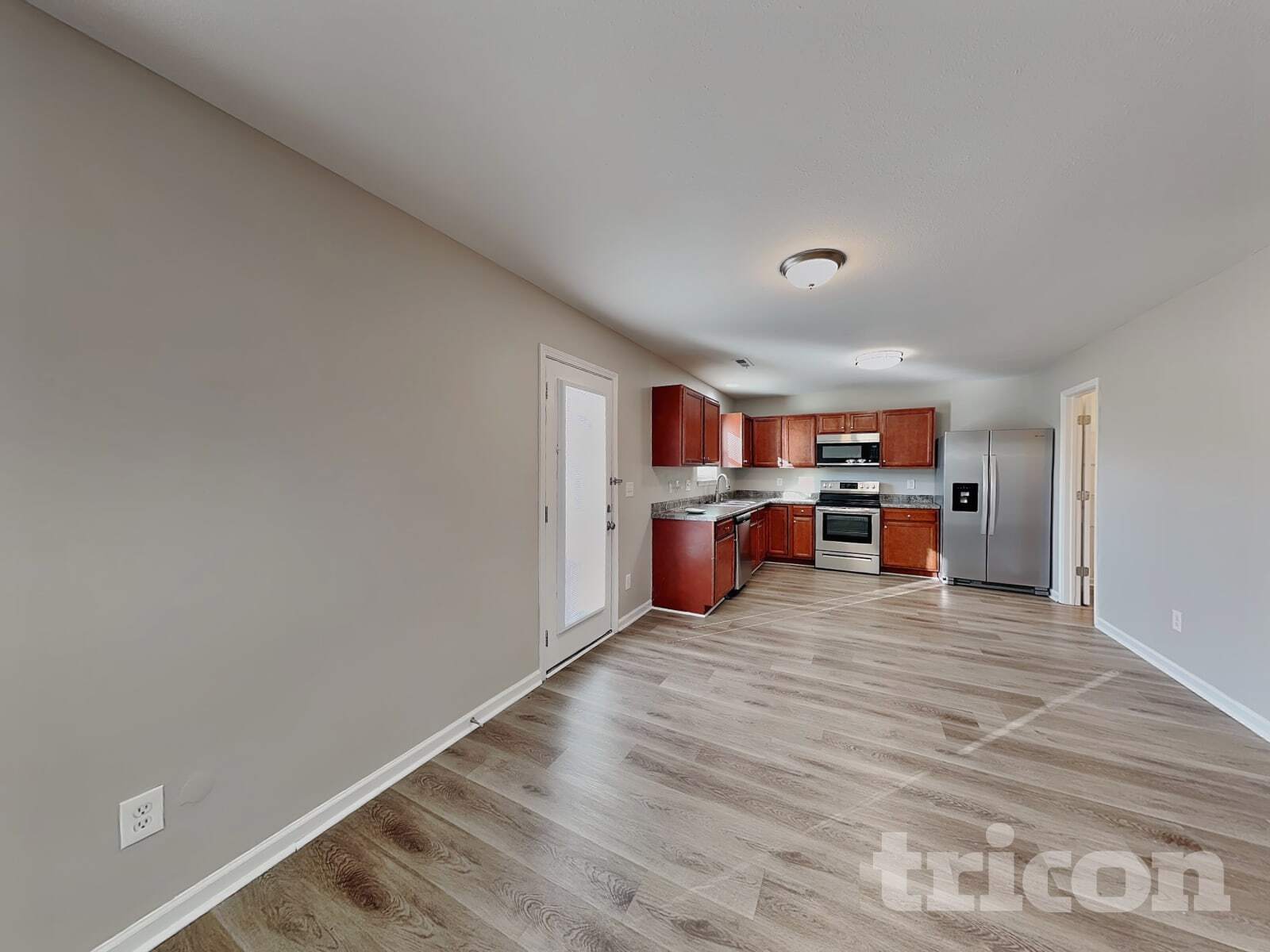 Building Photo - 6800 Lakinsville Ln