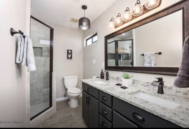 Building Photo - Beautiful Remodeled Home—-Will go fast!!!