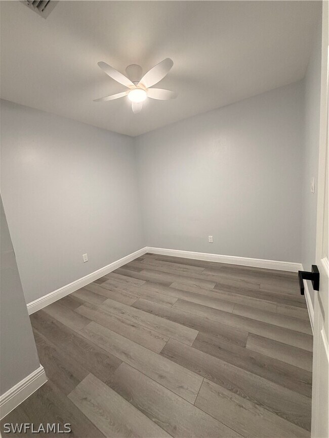 Building Photo - 3711 4th Ave NE