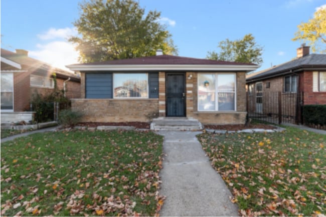 Building Photo - 8920 S Carpenter St