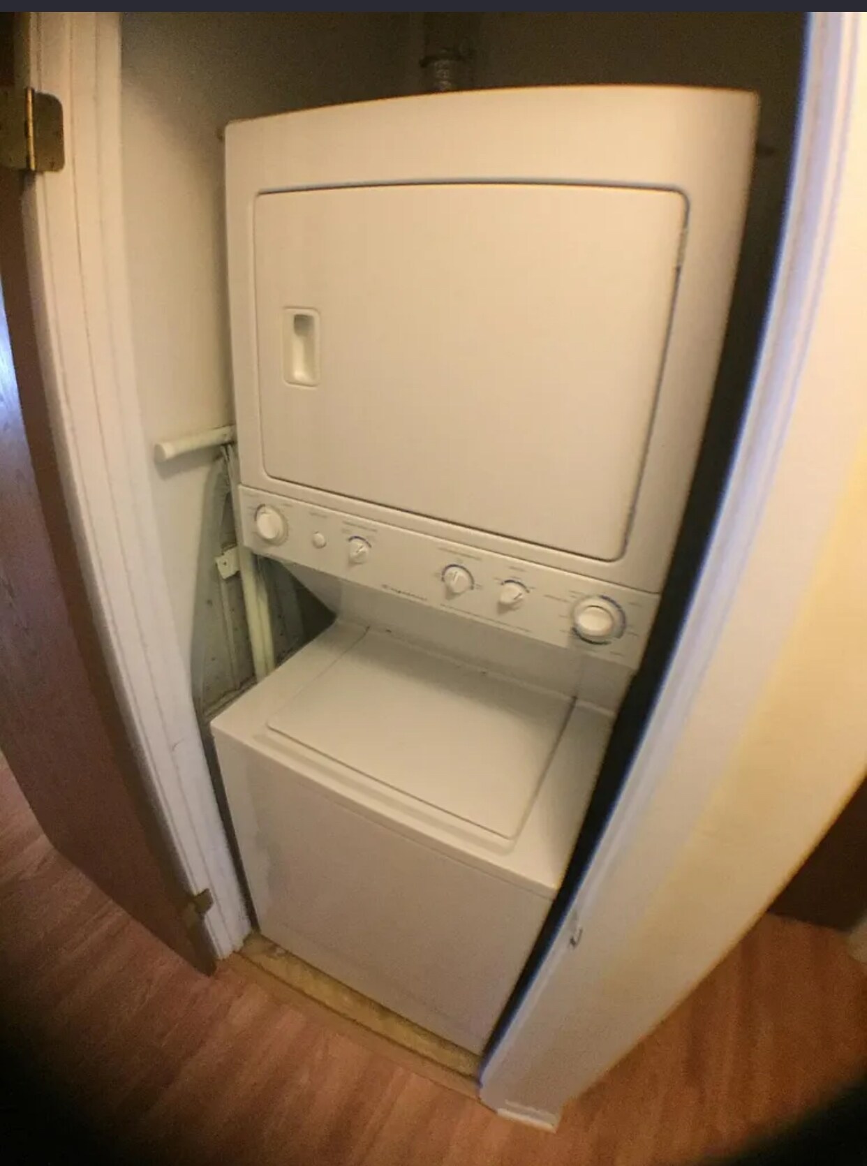 Building Photo - 1747 Donlee Dr