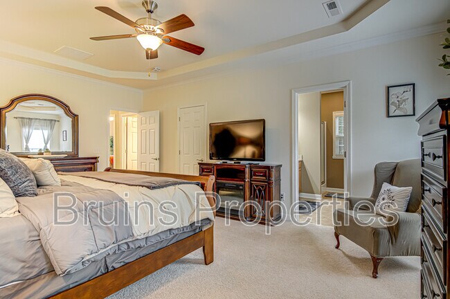 Building Photo - 4077 Cosway Ct