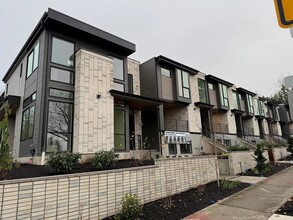 Building Photo - 1720 Market St