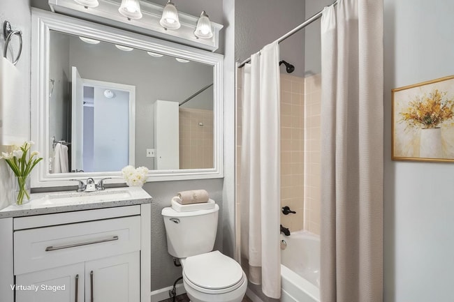 Building Photo - 2-Story Copper Ridge Townhome with Balcony, Fenced Yard & RTD Access