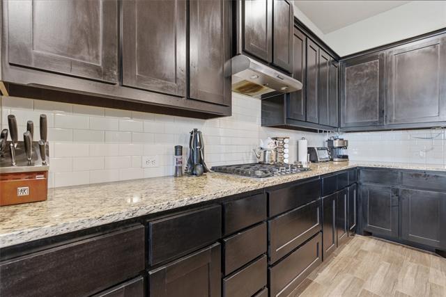 Building Photo - 1012 Kensington Wy