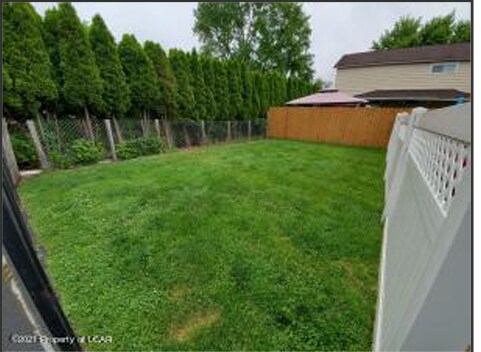 Building Photo - 145-147-147 Elm St