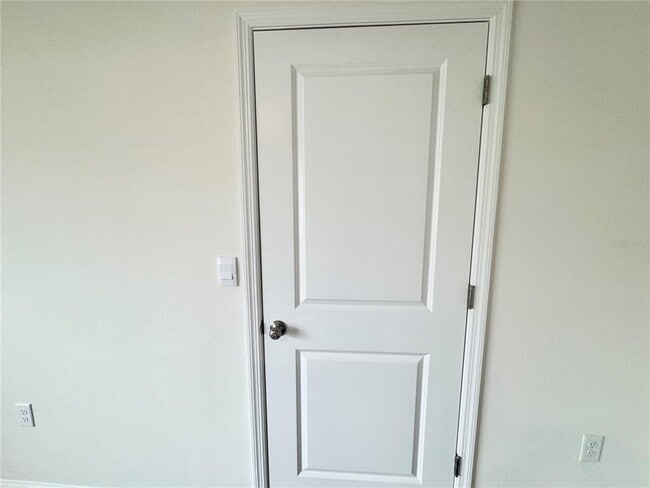 Building Photo - 36015 Sunflower Hl Dr