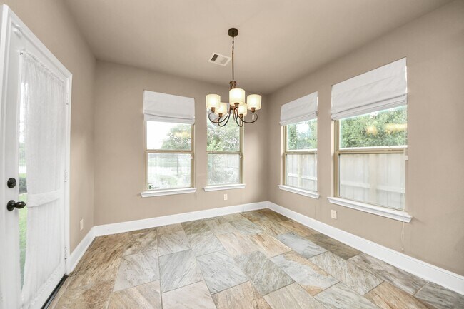 Building Photo - 17015 Kirkton Moor Dr