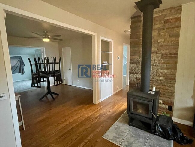 Building Photo - 148 Rose Dr