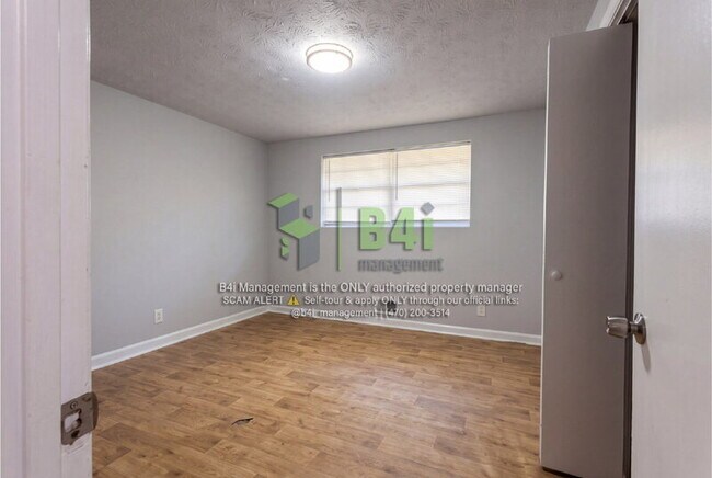Building Photo - 6331 Garnet Dr
