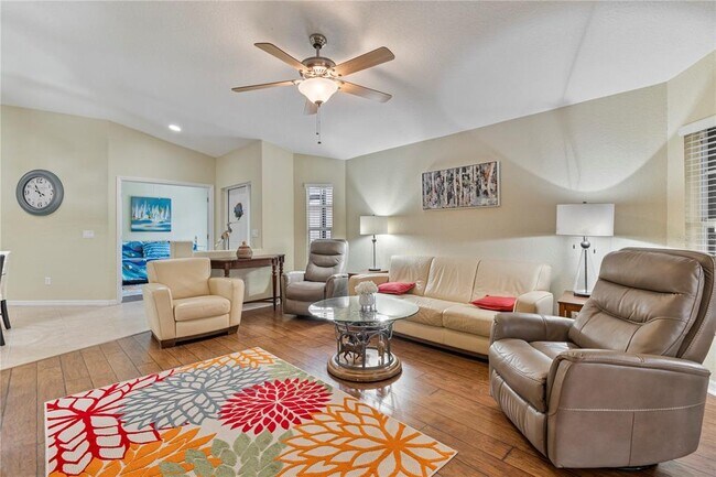 Building Photo - 3533 Lakewood Blvd