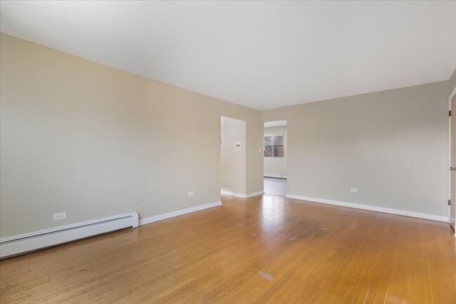 Building Photo - 337 Custer Ave