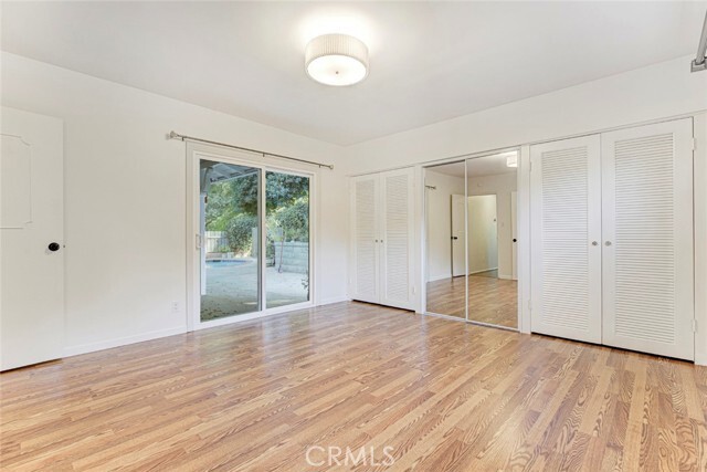 Building Photo - 3585 El Lado Dr