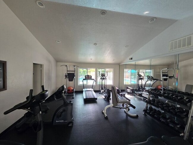 Building Photo - Private Ground-Level Condo in the Heart of Carmel Valley