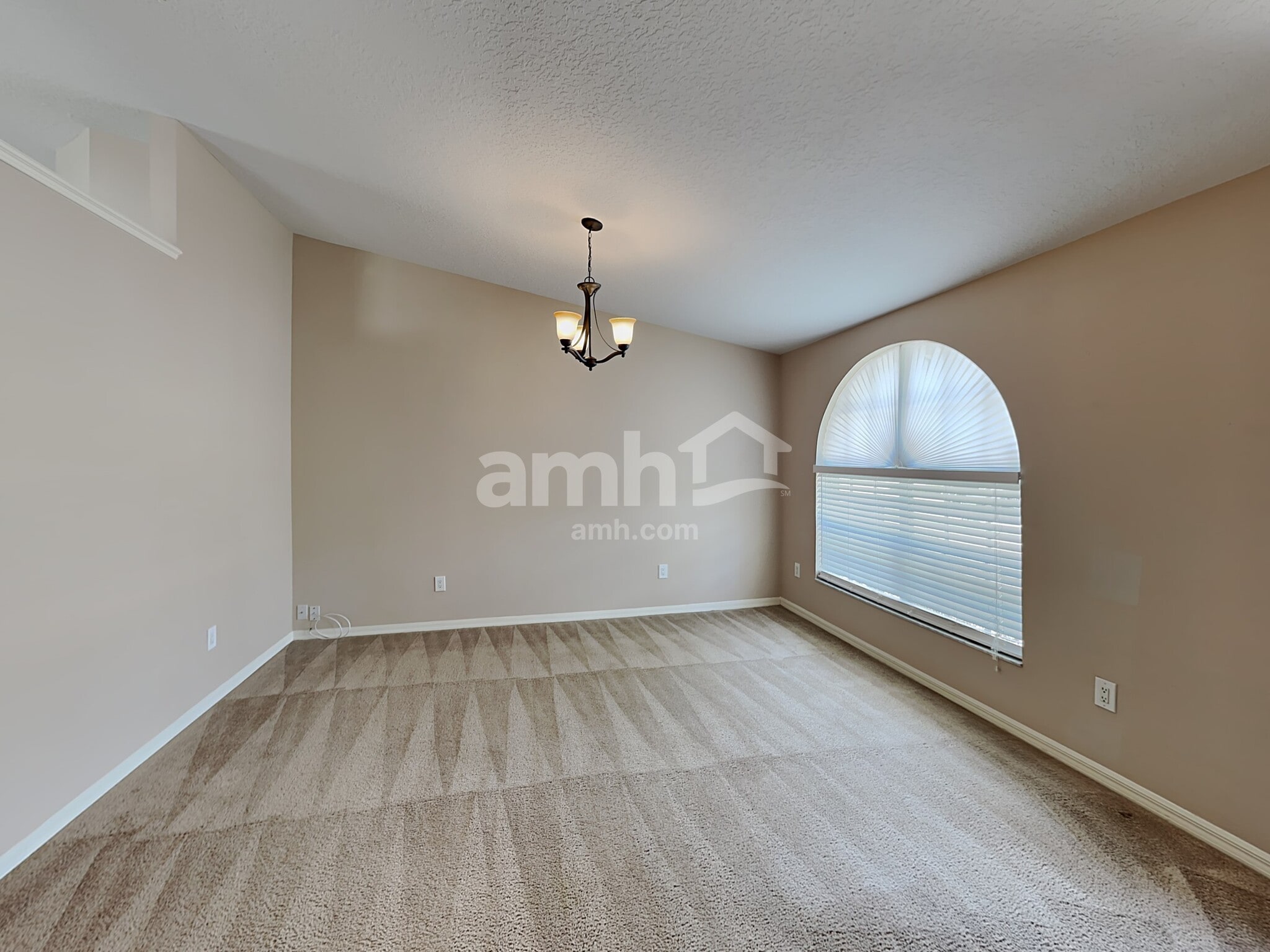 Building Photo - 7114 Colonial Lake Dr