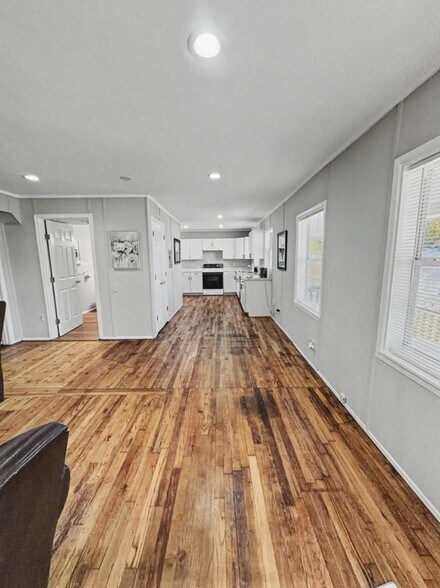 Building Photo - 230 FM1283