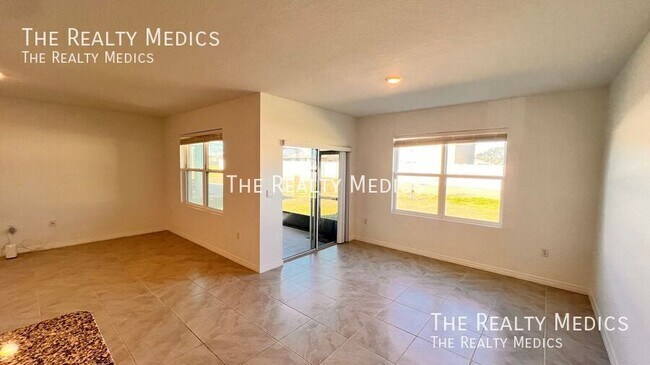 Building Photo - 5239 Mahogany Dr